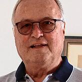 Der frühere Singener Karstadt-Filialleiter Helmut F. Wessendorf übt heftige Kritik an der Führungsetage des Konzerns. Sie habe ...