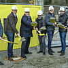 Der Spatenstich zur Sporthalle von Moos wurde von Helmut Dury (Architekt), Alt-Bürgermeister Peter Kessler, Bürgermeister Patrick ...