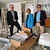 Besuch auf der Baustelle: Gottmadingens Bürgermeister Michael Klinger, MVZ-Geschäftsführerin Gabriele Dostal und Bürgermeister Thomas ...