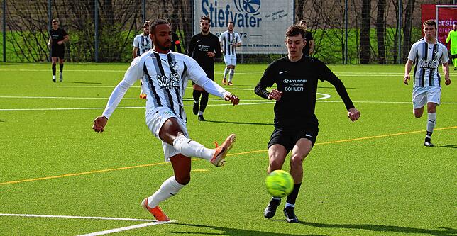 Bild 7: SG FC Wehr/Brennet holt ein 3:3 beim FC Wittlingen &ndash; und wir haben Bilder!