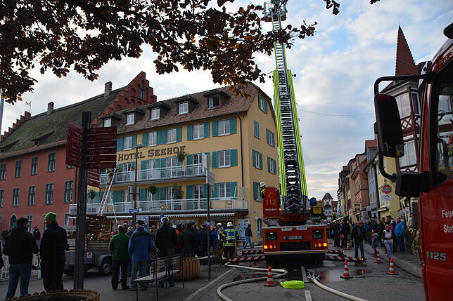 Der historische Beherbergungsbetrieb, das Hotel Seehof in der Meersburger Unterstadtstraße war das Übungsobjekt der diesjährigen ...