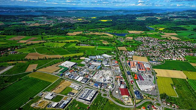 Das Salemer Gewerbegebiet in Neufrach wächst und wächst &ndash; innerhalb der vergangenen vier Jahrzehnte auf rund 33 Hektar. Auch der ...