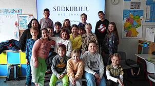 Die Schülerinnen und Schüler der vierten Klasse der Hochrheinschule in Gailingen mit Lehrerin Stephanie Thiriat (links) waren beim ...