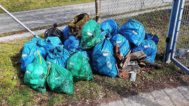 Seit Pandemie-Beginn hat die Menge an Müll in der Natur stark zugenommen. 421 Kilogramm Abfall haben die Klettgau Cleaners am Samstag ...