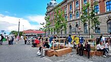 Die Eiche an der Marktstätte hat Gesellschaft bekommen. Aber wie viel Grün braucht es in der Stadt?