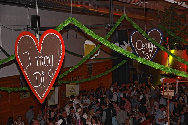 Bild 29: Die besten Bilder der Alpenparty in der Zoznegger Weiherbachhalle in der Gemeinde Mühlingen