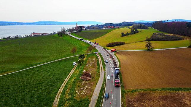 Die B 31 zwischen Oberuhldingen und Überlingen-Nußdorf ist ab 19. Juni bis voraussichtlich 21. Juni halbseitig gesperrt. Der Verkehr ...