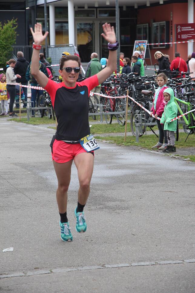 Siegerin des Halbmarathons: Elisabeth Mayer aus Österreich in einer Stunde und 30 Minuten und neun Sekunden.