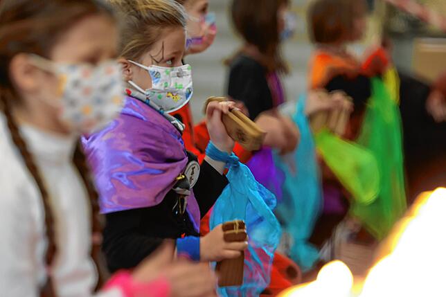 Bild 9: Narrenspiel vor dem Zunfthaus der Narrizella Ratoldi