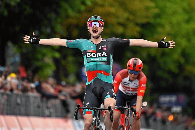 Bild 1: Seinem großen Kindheitstraum &bdquo;Tour de France&ldquo; kommt Rad-Profi Nico Denz ein ganzes Stückchen näher