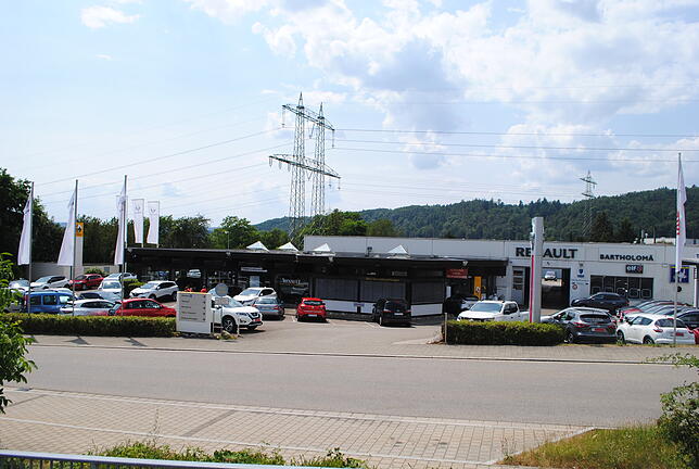 Das Autohaus Bartholomä im Gewerbegebiet Kaitle im Jahr 2019.