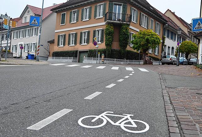 Der Radverkehr in der Innenstadt soll sicherer werden. Dafür gibt es ein Konzept. Zentrale Projekte wie die Fahrradstraße von Ost nach ...