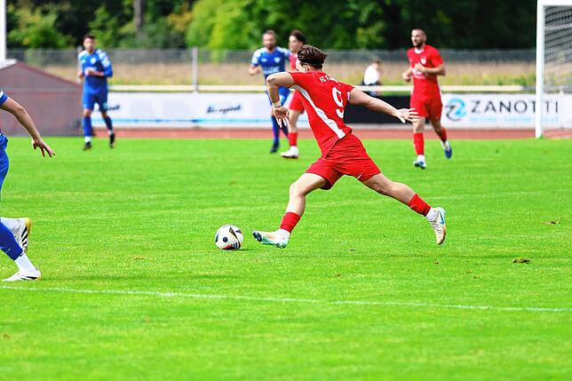Bild 18: FC Tiengen 08 unterliegt dem SV Weil mit 1:2 – und wir haben Fotos!