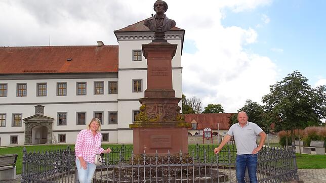 Manuela und Ulrich Dorss (von links) wohnen seit einigen Jahren in Markdorf, aber nach Meßkirch kommen sie immer mal gerne wieder. Auch ...