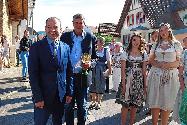 Bild 14: So schön war das Erzinger Winzerfest