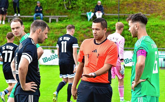 Bild 2: FC Wehr gewinnt 4:2 beim SV Waldhaus – und wir haben Fotos!