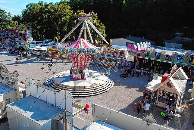 Bild 15: Hereinspaziert zur 555. Waldshuter Chilbi! Sehen Sie den Rummel von oben und unten