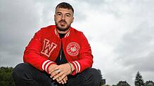 Fabian Bader beim Fototermin im Mettnaustadion des FC Radolfzell, wo er am Freitagabend mit seinem neuen Verein, dem FC ...