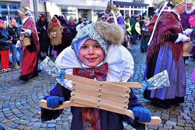 Der Nachwuchs steht bei der Narrozunft schon in den Startlöchern. Hier ein kleiner Stachi.