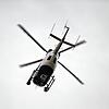 Nach dem ersten Knall am Sonntagabend, 27. Oktober, sucht die Polizei mit einem Hubschrauber (Symbolbild) der Hubschrauberstaffel aus ...