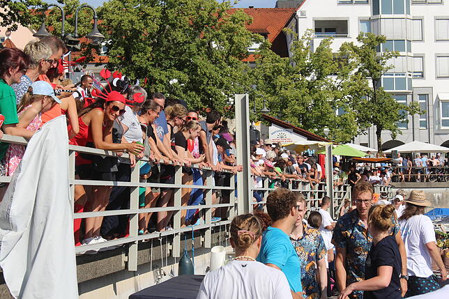 Bild 11: Die besten Bilder vom Drachenboot-Cup beim Seehasenfest (2)