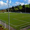 Auf dem Schonacher Kunstrasen werden Ende Juni die Endspiele um den Jugend-Bezirkspokal ausgetragen.