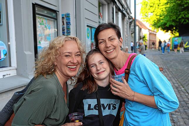 Bild 6: Gassenfreitag am 6. Juni: Hier feiern Einheimische und Besucher in Konstanz