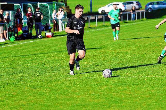Bild 6: FC Bergalingen gewinnt mit 2:0 beim SV Unteralpfen – und wir haben Fotos!