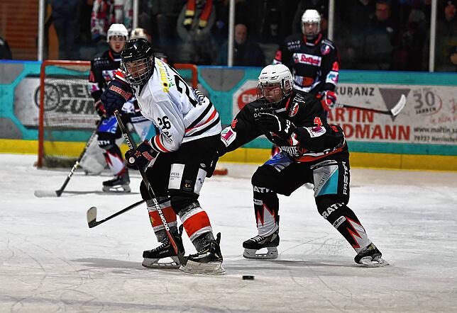 Bild 33: EHC Herrischried unterliegt Meister HC Fischbach Göslikon mit 0:10 – und wir haben Bilder