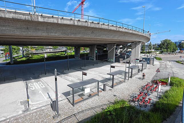 Der Fernbusbahnhof unter der Schänzlebrücke wurde im März diesen Jahres endlich eröffnet.