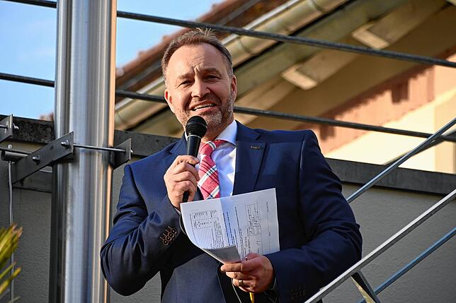 Bild 5: Bilder vom Wahlsieg von Christoph Stolz bei der Bürgermeisterwahl in Bodman-Ludwigshafen (1)