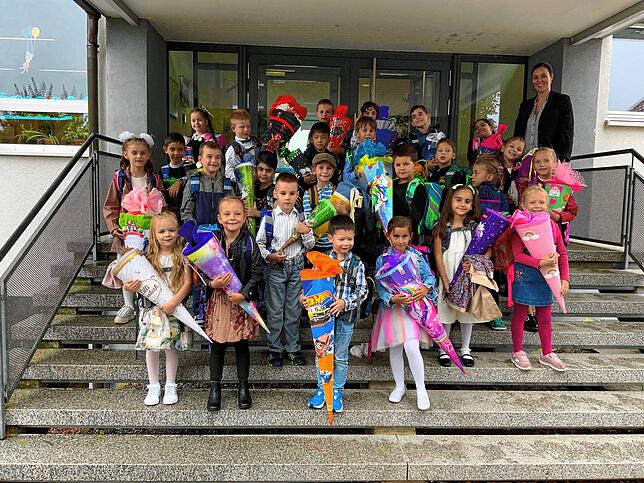 26 Jungen und Mädchen wurden in die Klasse 1a der Grundschule Unterlauchringen eingeschult. Klassenlehrerin Vera Sulzberger.