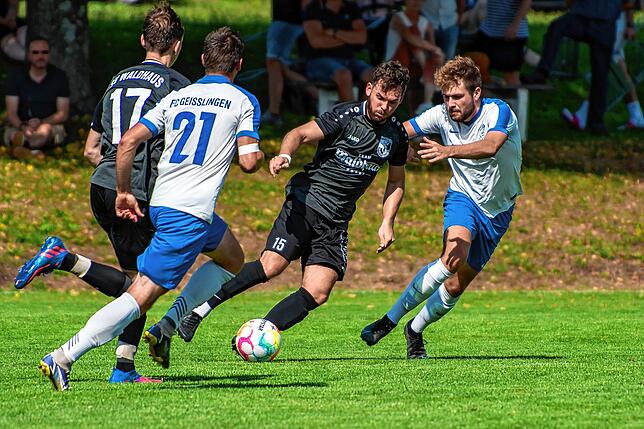 Bild 29: SV Waldhaus schafft den Ausgleich zum 1:1 beim FC Geißlingen &ndash; und wir haben Bilder!