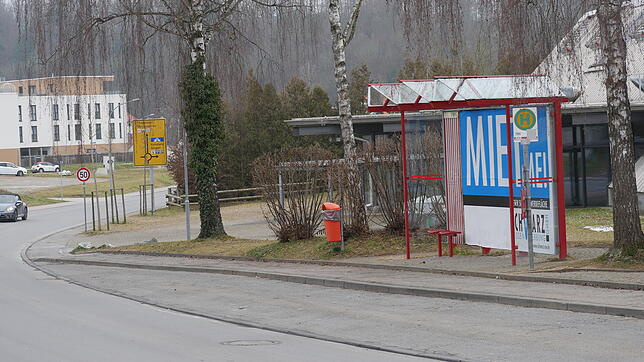 Für mehr Barrierefreiheit im öffentlichen Nahverkehr: Im Konzept für die Tiefbaumaßnahmen in 2020 stehen auch zwei Bushaltestellen in ...