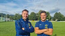 Die Trainer Philip Schinn (links) und Sebastian Willibald haben mit der SpVgg F.A.L.