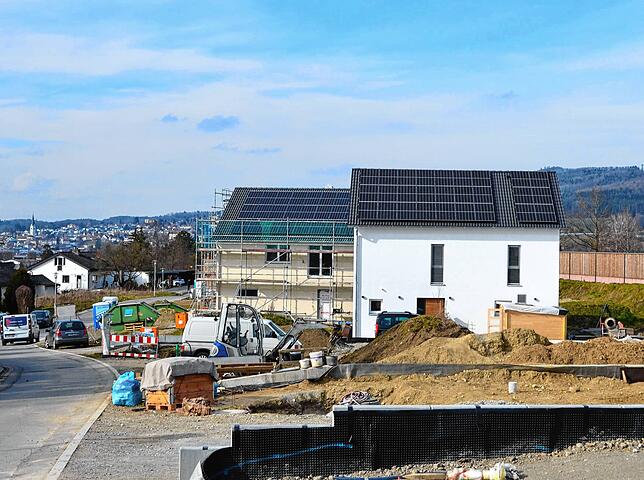 Eines der letzten Baugebiete der Stadt: In den Torkelhalden im Ortsteil Riedheim wird noch der Traum vom eigenen Einfamilienhaus wahr.