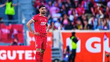 Freiburgs Vincenzo Grifo reagiert unzufrieden.