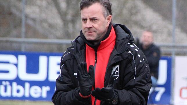 Alex Fischinger soll einmal mehr den Frauen-Bundesligisten SC Sand vor dem Abstieg retten.