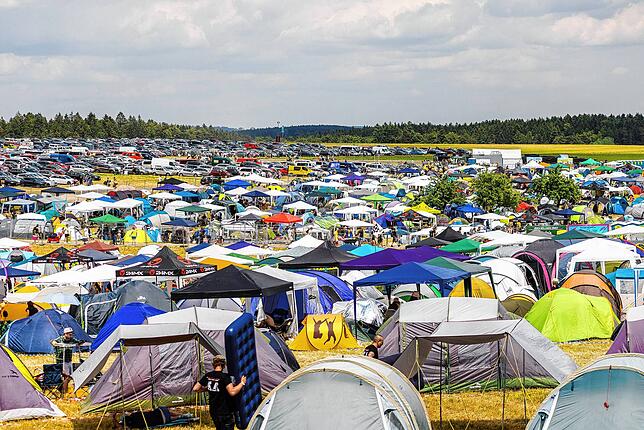 Gehört zum Southside einfach dazu: Camping.