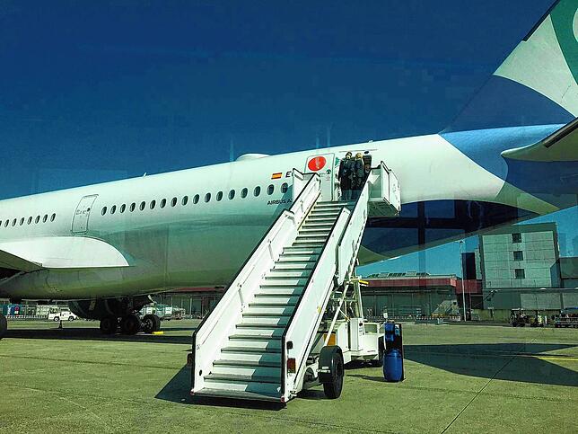 In dieses Flugzeug durften die Albrechts steigen, um ach Frankfurt zu fliegen.