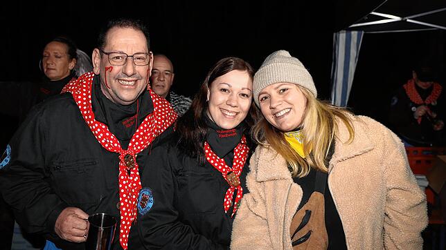 Bild 25: Konstanzer Fasnacht: Bilder vom Fackelumzug durch den Uniwald