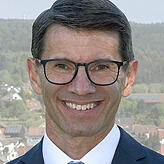 Jochen Fetzer, Bürgermeister, Bingen (Hohenzollern): „Auch im kostenlosen letzten Kindergartenjahr müssen die Eltern alles bezahlen, was ...