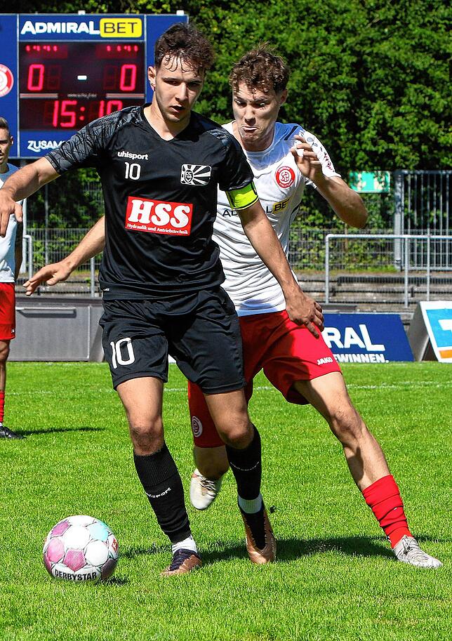 Bild 18: Die besten Bilder vom Verbandsligaduell zwischen dem SC Pfullendorf und dem FC 08 Villingen U21