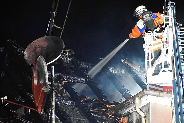 Bild 25: Stockach: Brand in Mehrfamilienhaus in der Radolfzeller Straße - Bilder!