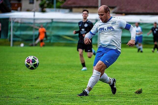 Bild 8: FC Geißlingen gewinnt Küssaburg-Pokal durch 4:3-Sieg gegen den FC Hochrhein &ndash; wir haben Bilder!