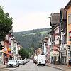 Bergab &ndash; oder bergauf? Für die Belegung der Triberger Laden-Immobilien zeigt der Trend derzeit offenbar nach oben.