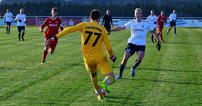 Bild 7: FC Schlüchttal rettet ein 2:2 gegen den FC RW Weilheim &ndash; und wir haben Bilder!