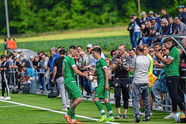Bild 6: SV Rheintal und FC Erzingen trennen sich 2:2 – wir haben Fotos!