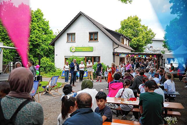 Bild 1: Südstadt feierte Vielfalt beim „Markt der Möglichkeiten“