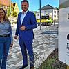 Annette Müller, die auf dem Bauamt Murg die Sanierungsmaßnahme betreut, und Bürgermeister Adrian Schmidle freuen sich, dass die Arbeiten ...